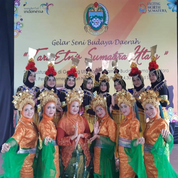 Tim Tari SMA Namira Tampil di Taman Budaya