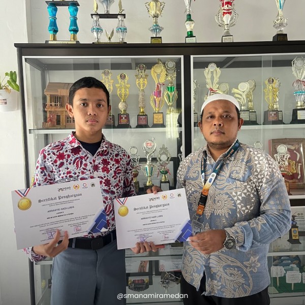 Siswa SMA Namira Juara III Renang 400 meter