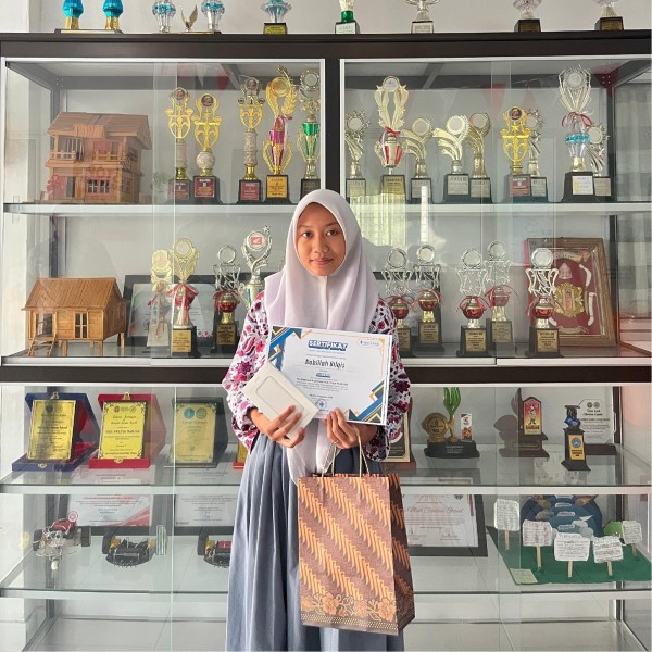 Siswa SMA Namira Raih Peringkat 9 Try Out TKA Tingkat Nasional