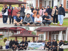 SISWA SMA NAMIRA IKUTI ENGLISH CAMP 2.0